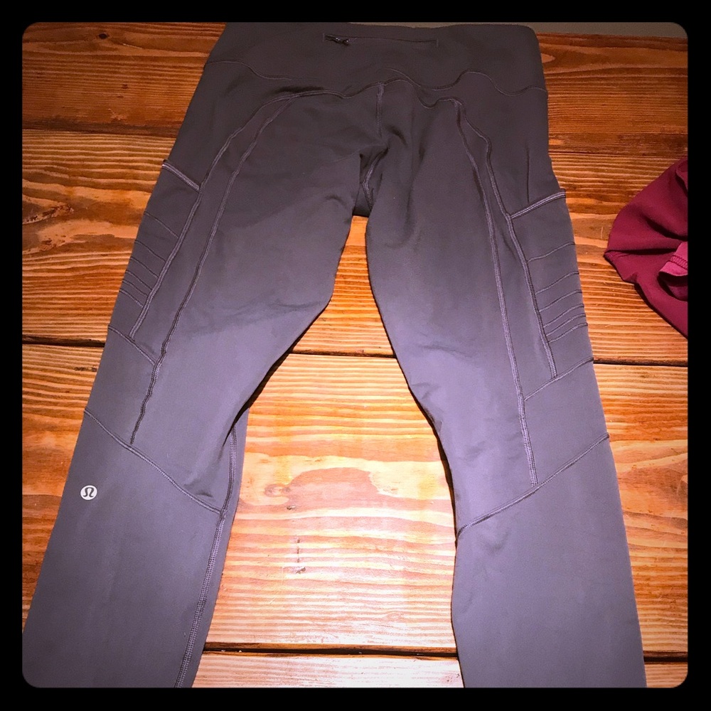 Grey lulu tight fit side and back pocket